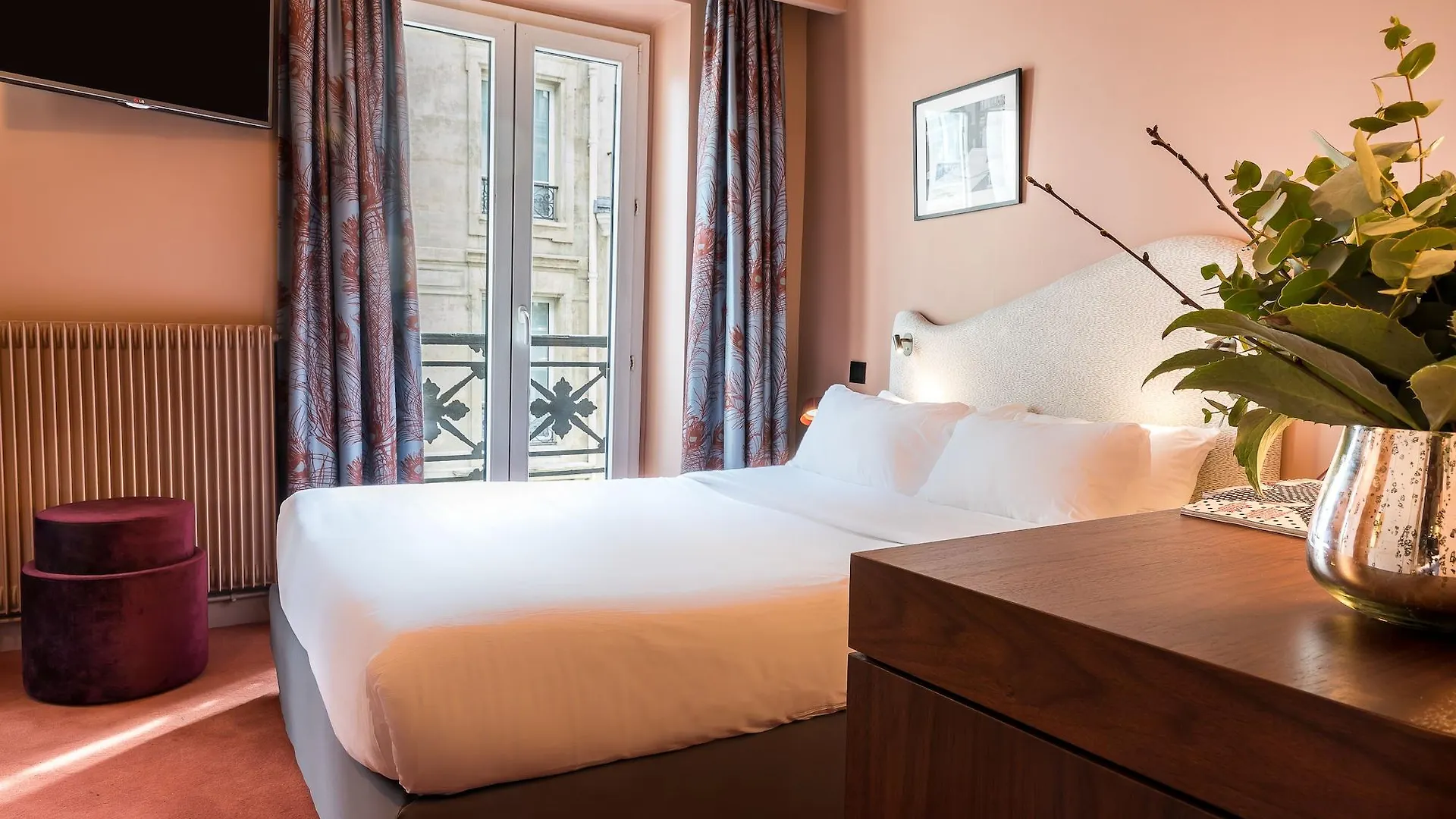 Belloy Saint Germain 4* Paris