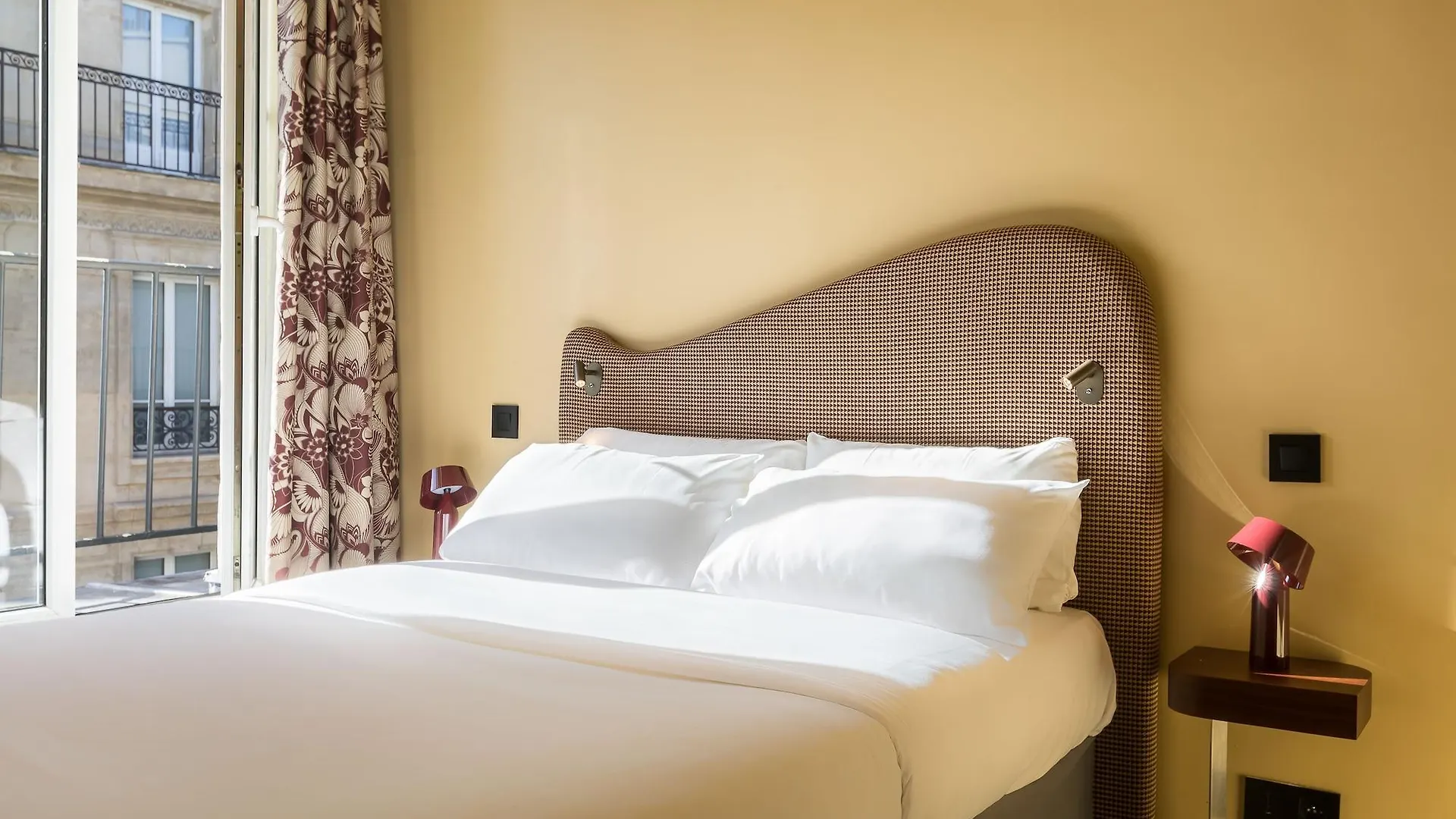 Belloy Saint Germain Hotel