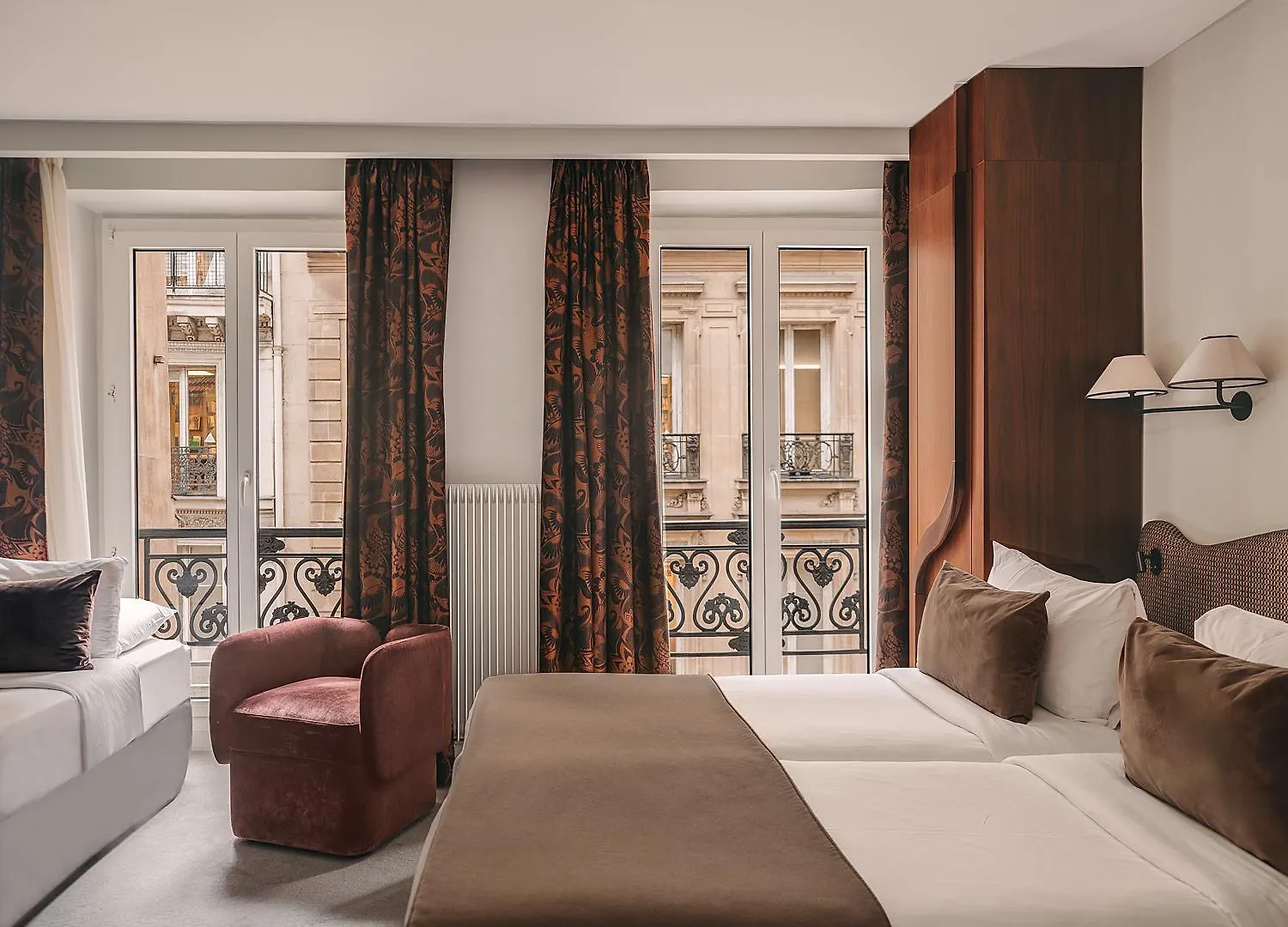 Belloy Saint Germain 4* Paris
