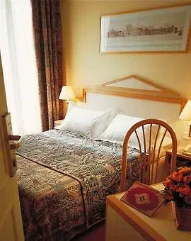 Belloy Saint Germain Hotell